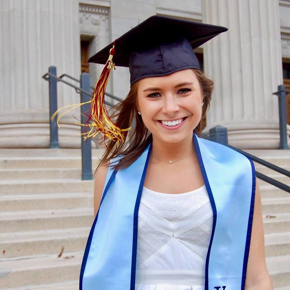 Meet your Posher, Gabi